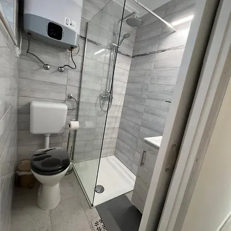 Mira Apartment Zamardi